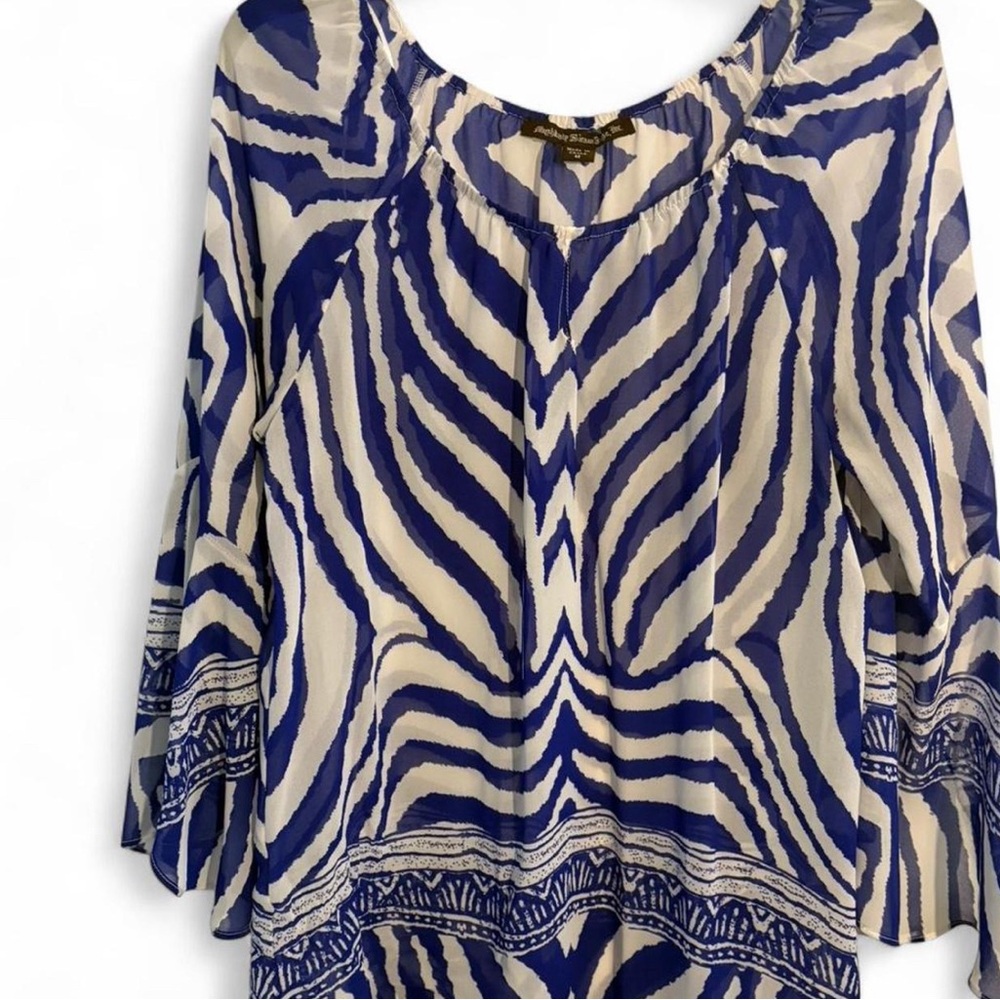 Sienna Rose Blue and White Abstract Blouse